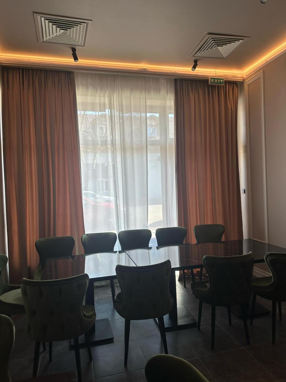 Coliseum Hotel Calafat Exterior foto