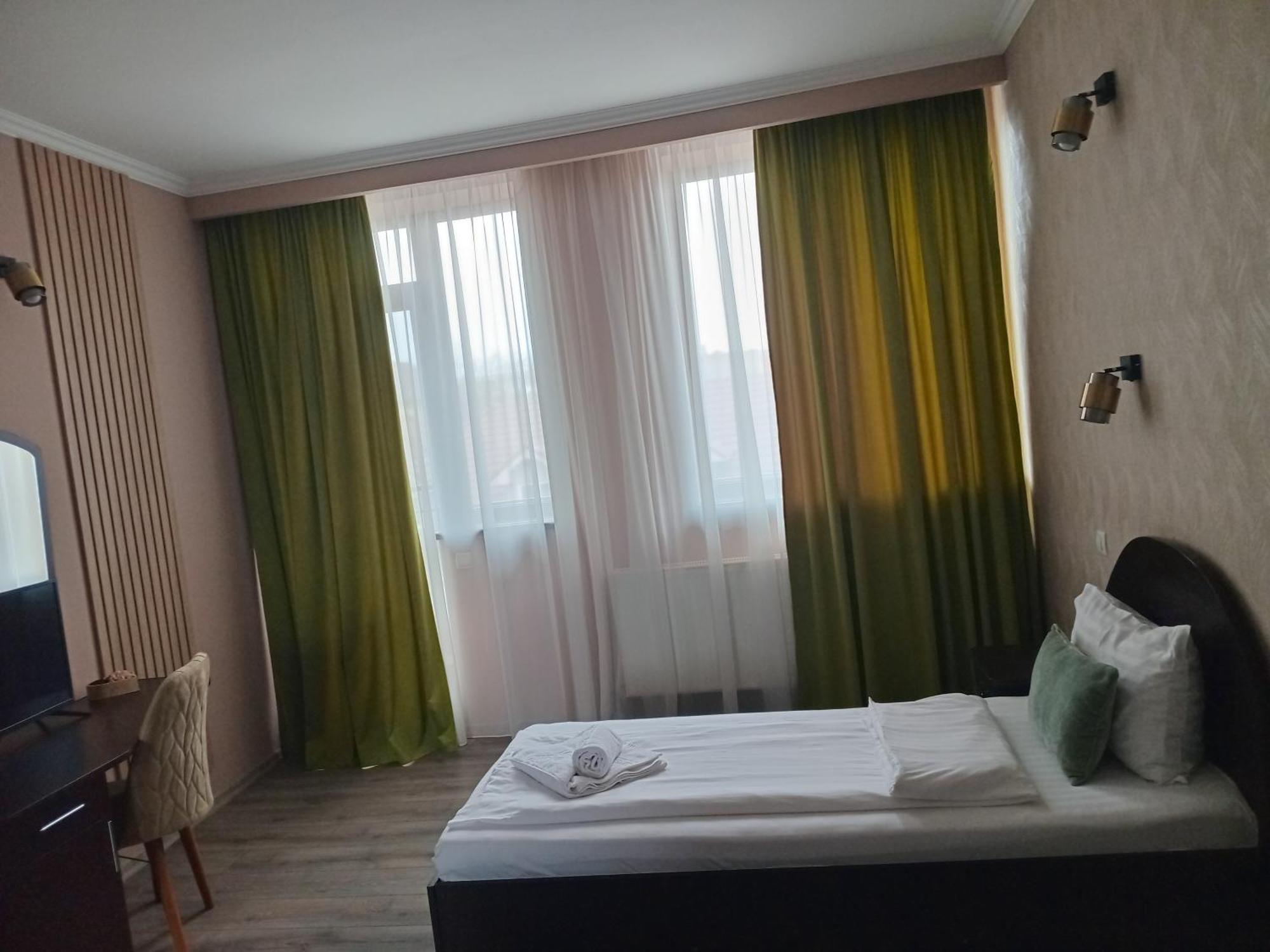 Coliseum Hotel Calafat Exterior foto